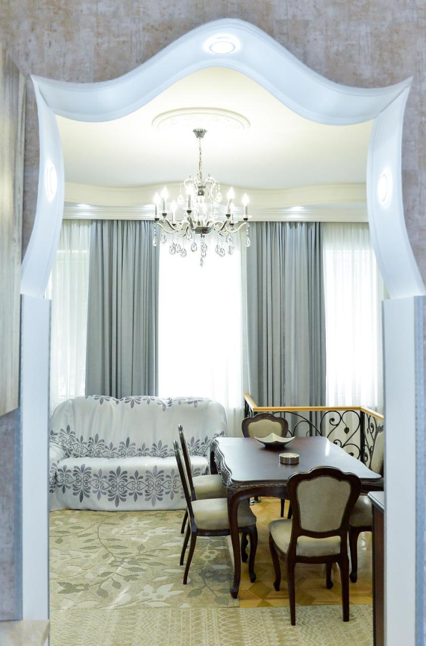 Bibi Hotel Koetaisi Buitenkant foto