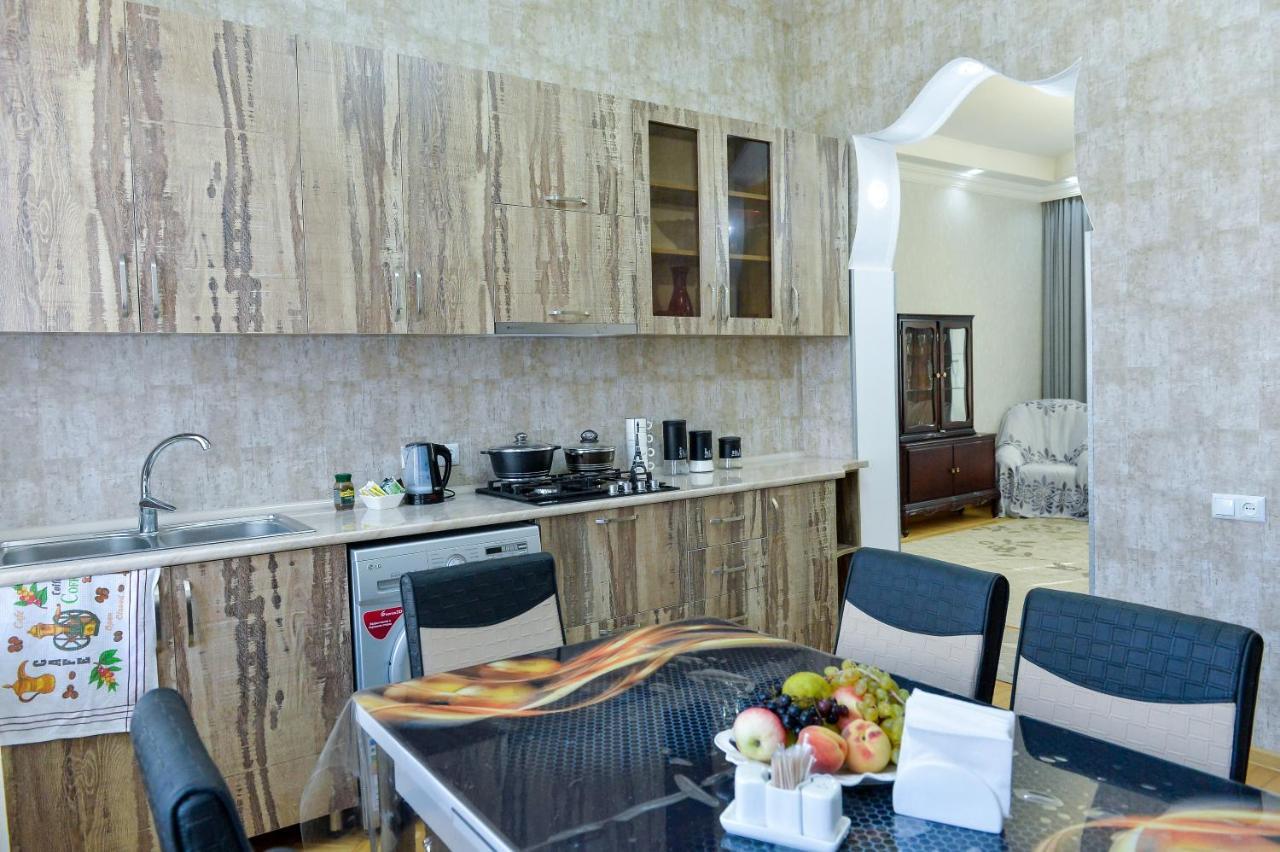 Bibi Hotel Koetaisi Buitenkant foto